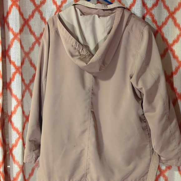 Women's Rain Jacket - Picture 6 of 6